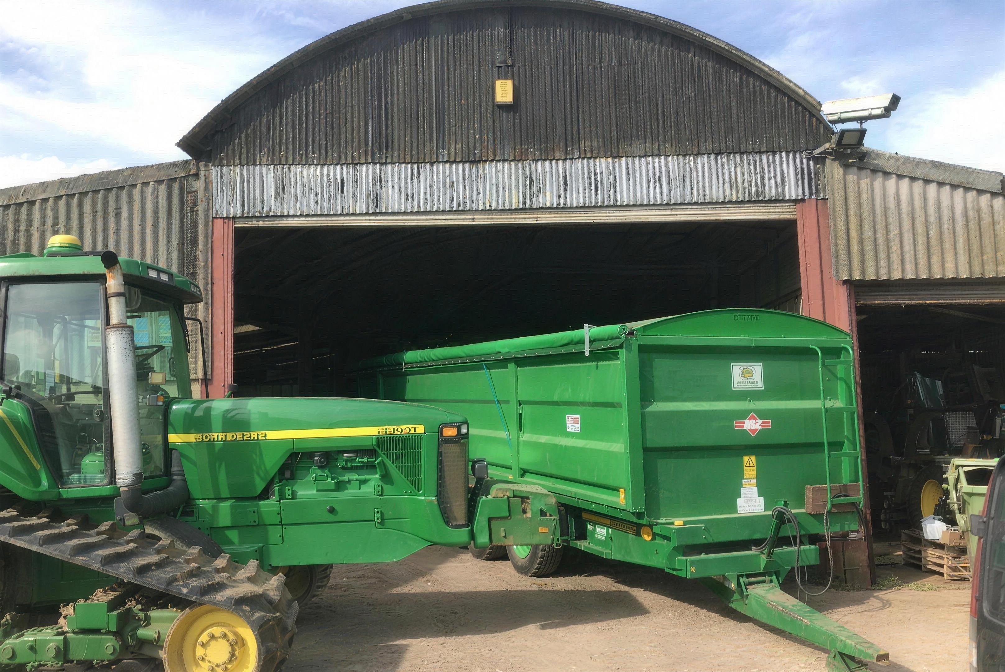 Rollover sheet kit on a farm trailer