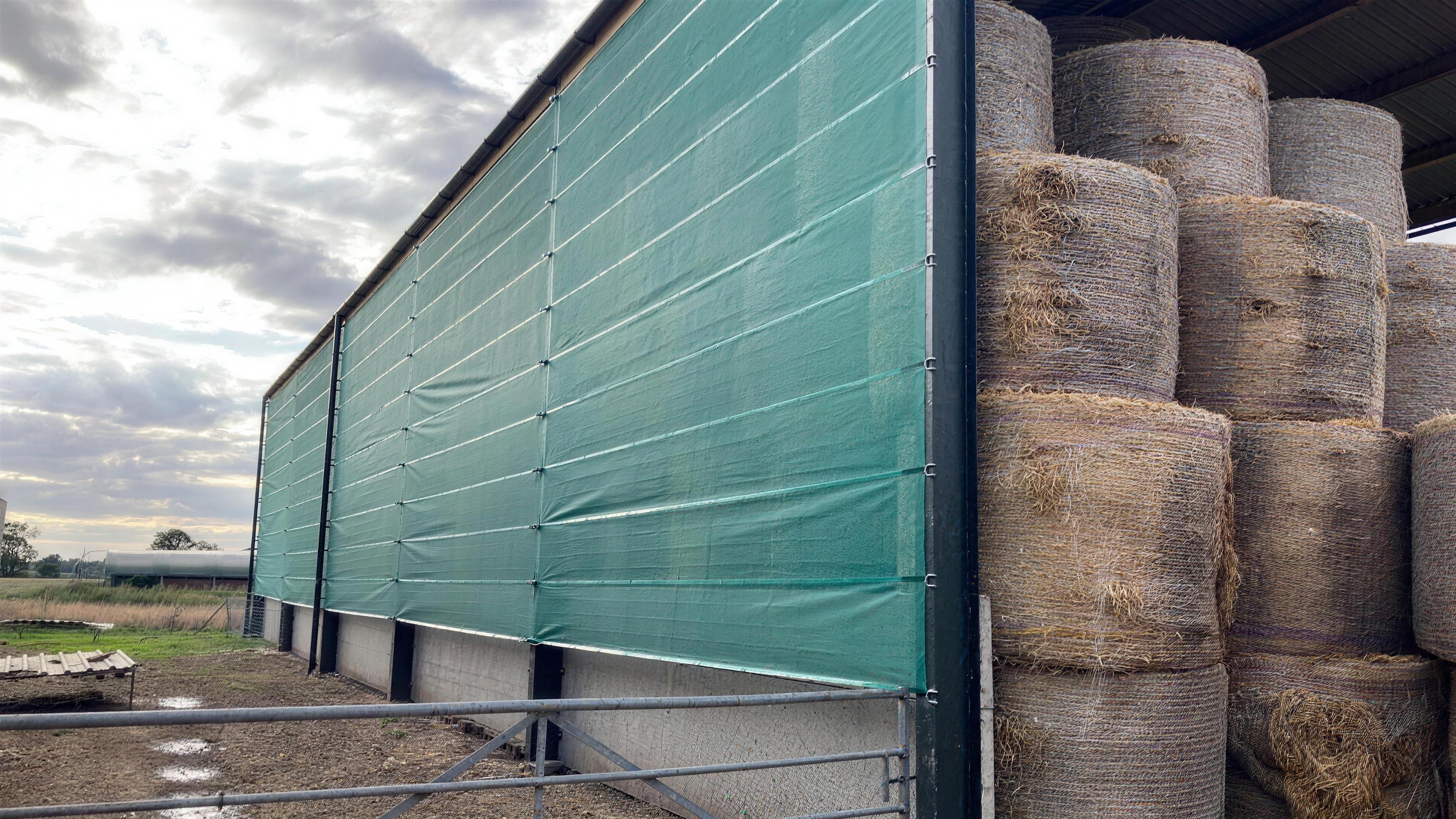 Welded strap detail on a windbreak